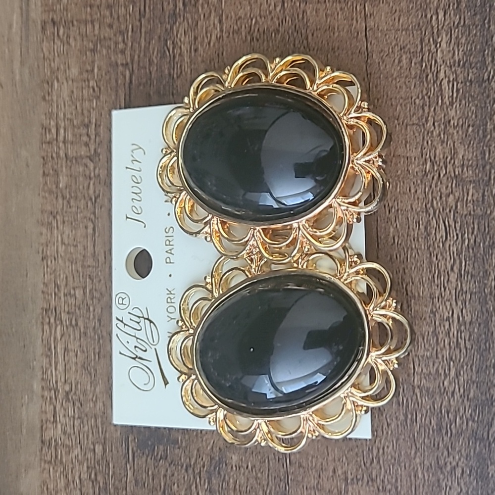 VINTAGE Gold and Black Lucite Clip Earrings